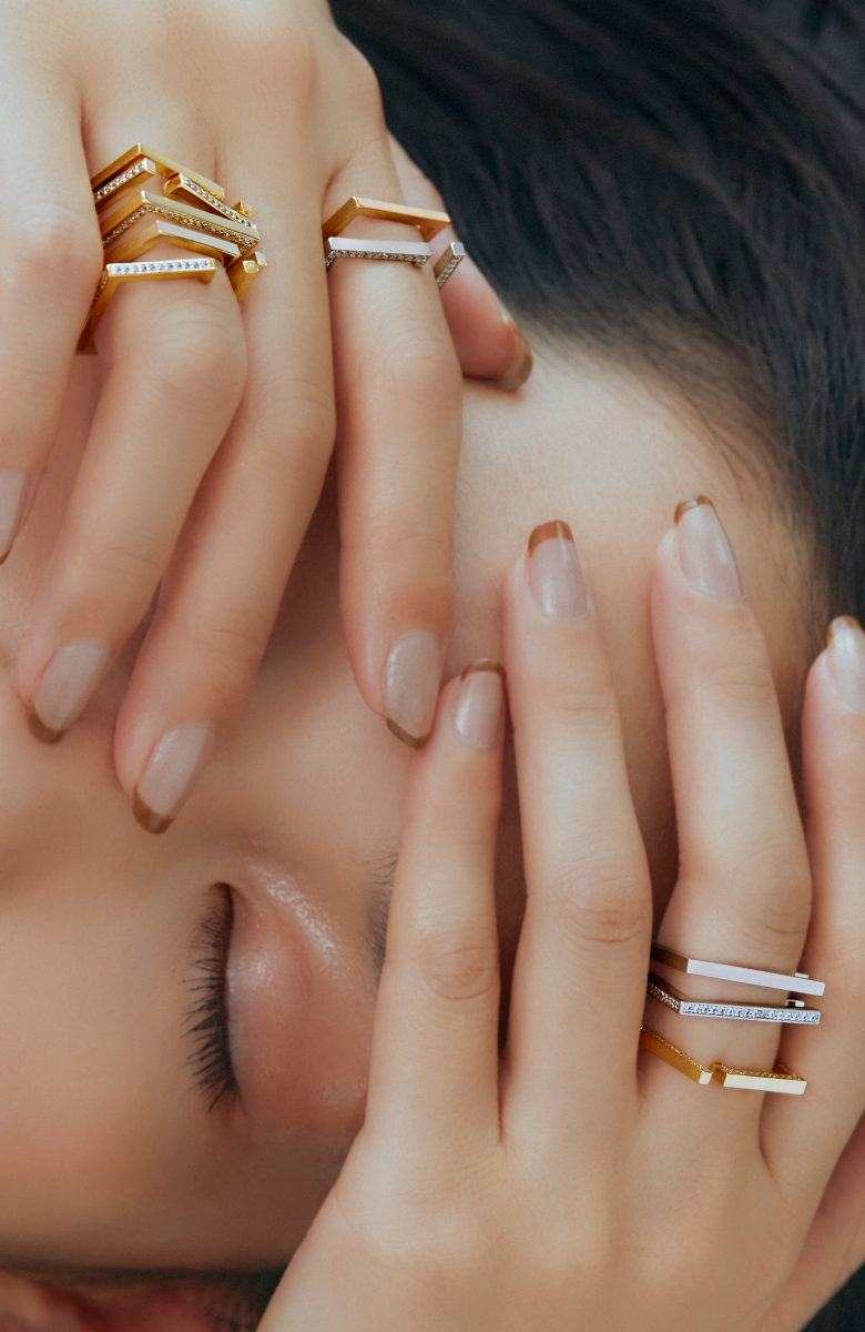 Earcuff Ring on model