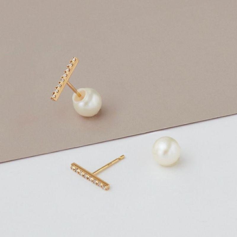 K10ダイヤモンドバー淡水パールキャッチピアス | STELLAR 
