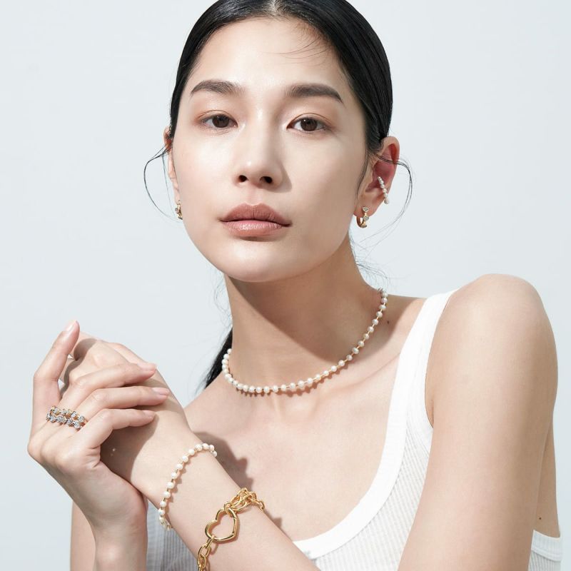 ヴィンテージお花風メタルとパールのブレスレット Fancy Pearl White Gold Bracelet – Pearlish