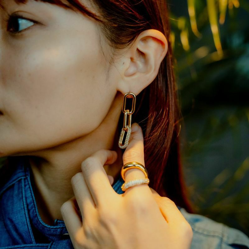 メタルシャイニーチェーンイヤリング(ゴールド) | STELLAR HOLLYWOOD