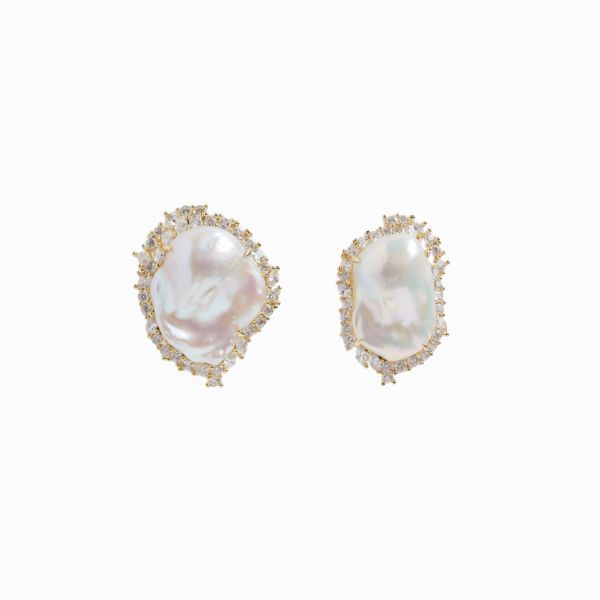 STELLAR HOLLYWOOD パールピアスコメント下さい⭐ JAL × STELLAR HOLLYWOOD JAL機内誌「JAL SHOP」からご購入できる 限定